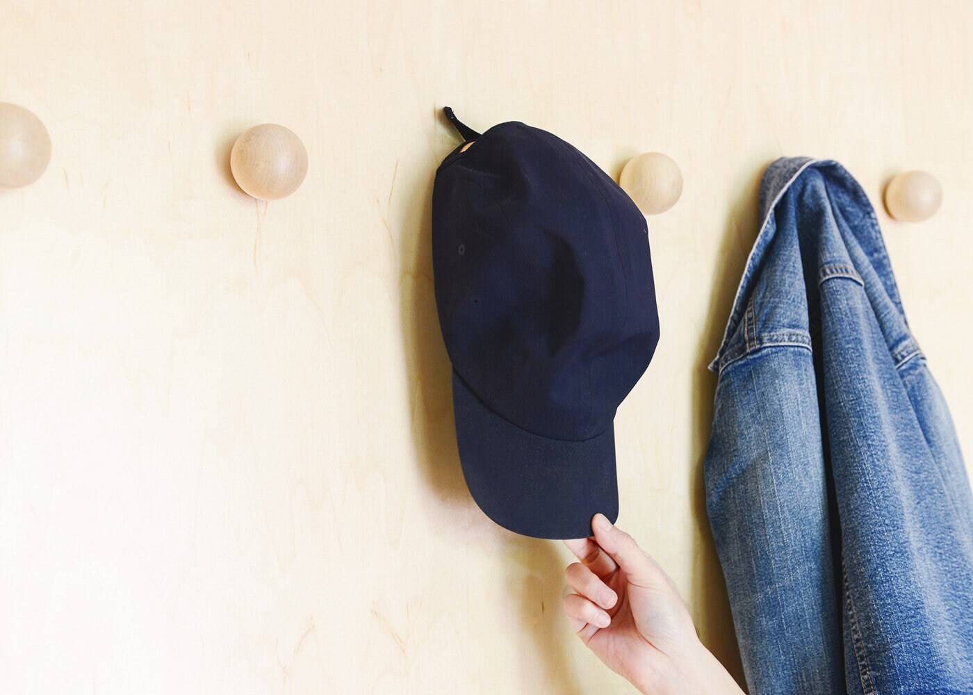 Wooden Round Wall Hooks
